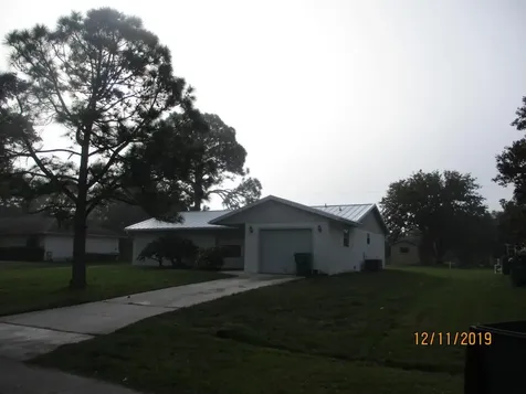 502 NW Lincoln Avenue Port St Lucie FL 34983