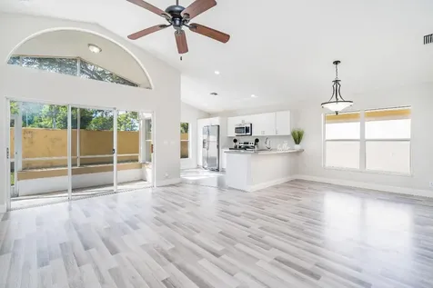 1021 Fairfax Circle W Boynton Beach FL 33436