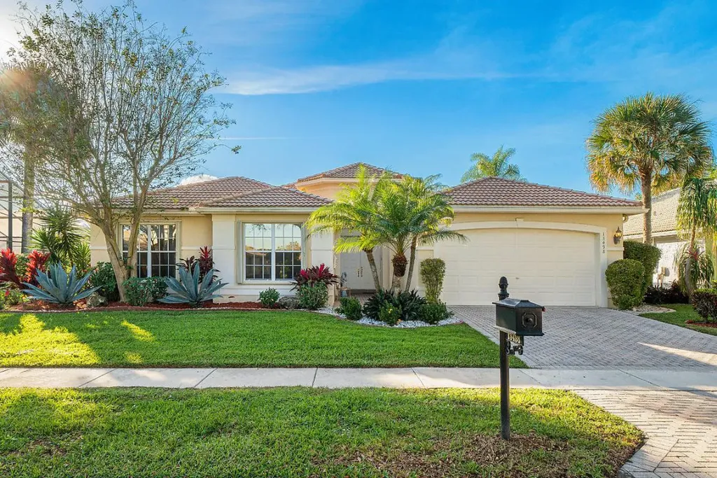 13498 Barcelona Lake Circle Delray Beach FL 33446