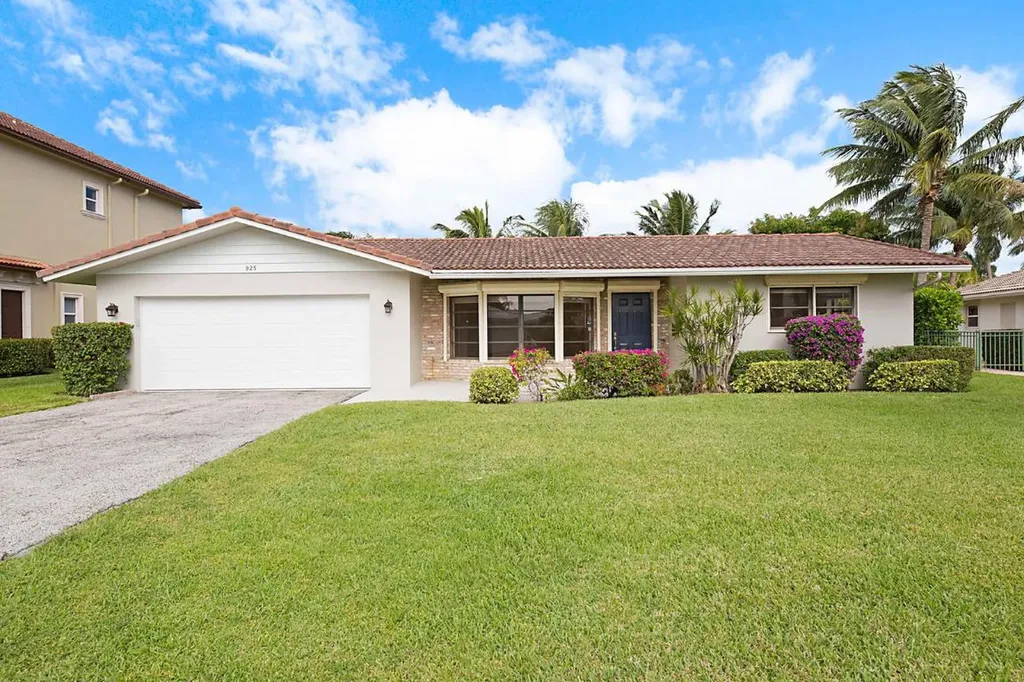 925 Allamanda Drive Delray Beach FL 33483