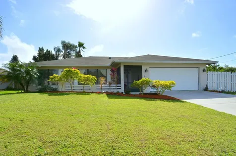244 SW Essex Drive Port St Lucie FL 34984