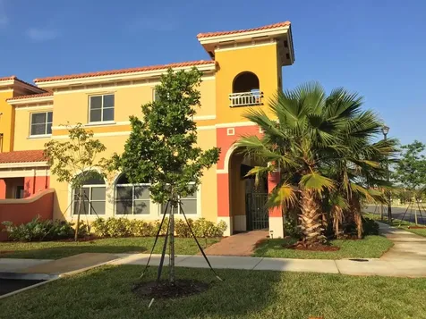 3528 NW 30th Street Lauderdale Lakes FL 33311