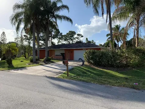 1493 SW Prairie Circle Port St Lucie FL 34953