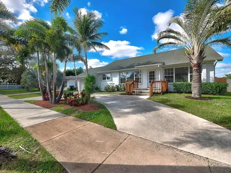 731 Sunset Drive Lake Worth Beach FL 33461