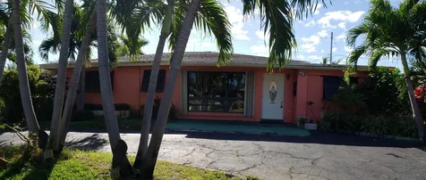 424 NE 27th Circle Boca Raton FL 33431