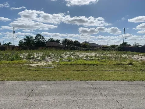 2668 SW Opechee Avenue Port St Lucie FL 34987