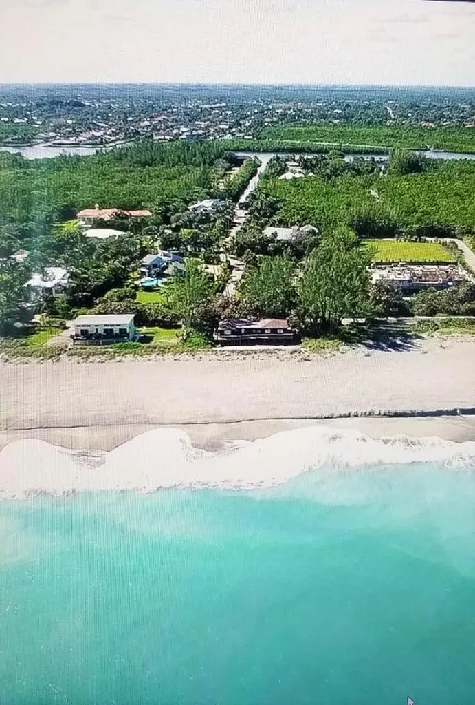3 Saddler Trail Hobe Sound FL 33455