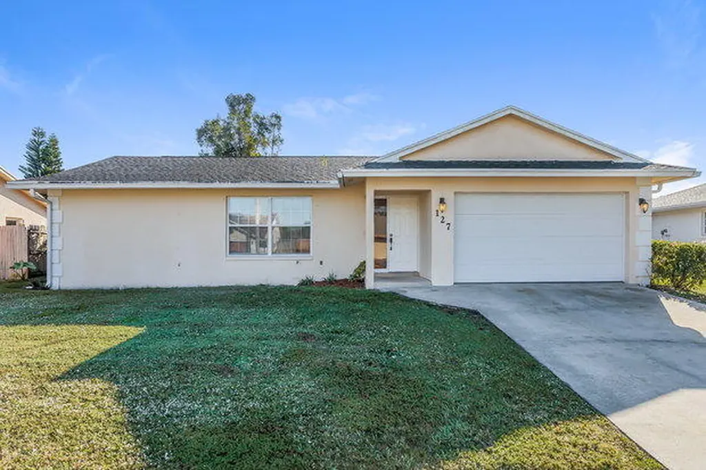 127 Alcazar Street Royal Palm Beach FL 33411
