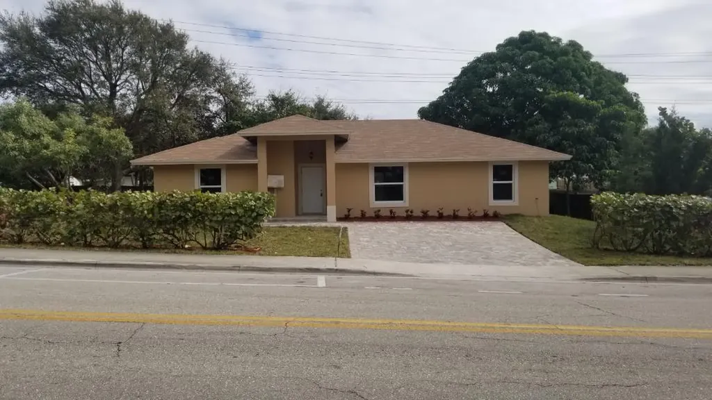 518 N A Street Lake Worth Beach FL 33460