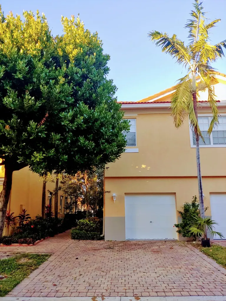 1733 Carvelle Drive Riviera Beach FL 33404