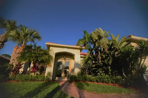 626 SW Long Key Court Port St Lucie FL 34986