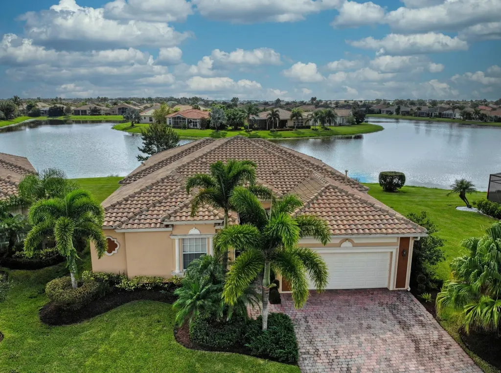 11729 SW Apple Blossom Trail Port St Lucie FL 34987