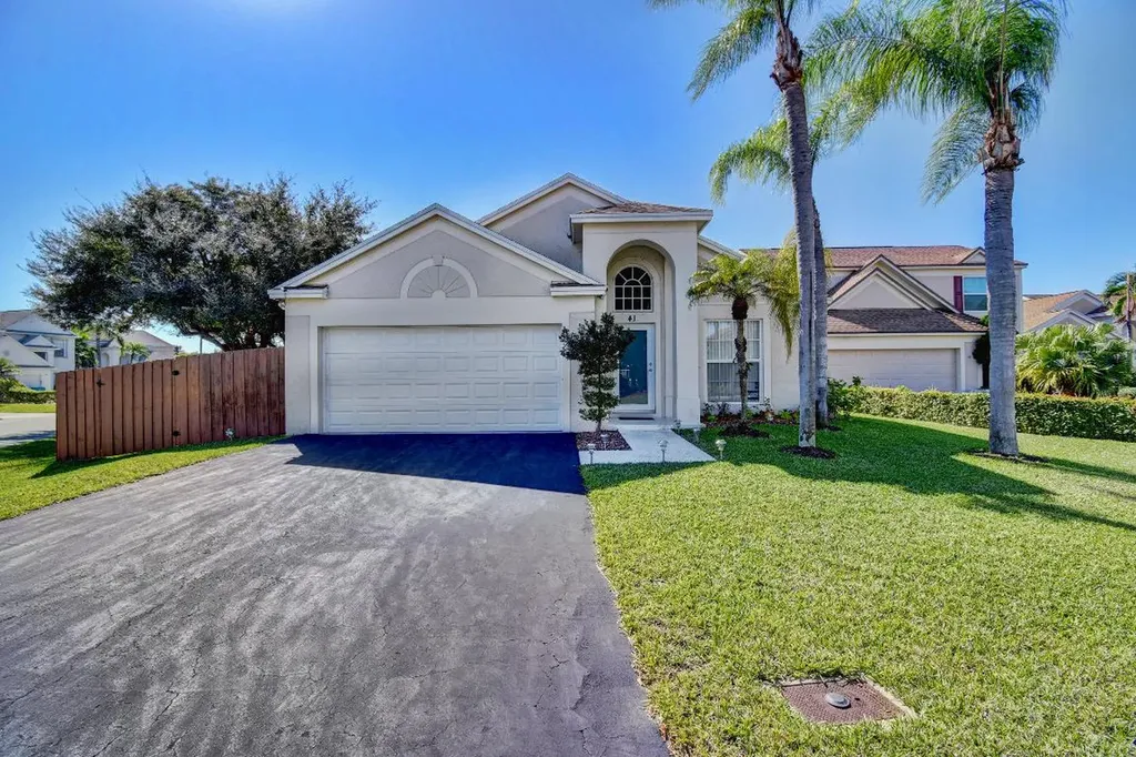 41 Teal Way Boynton Beach FL 33436