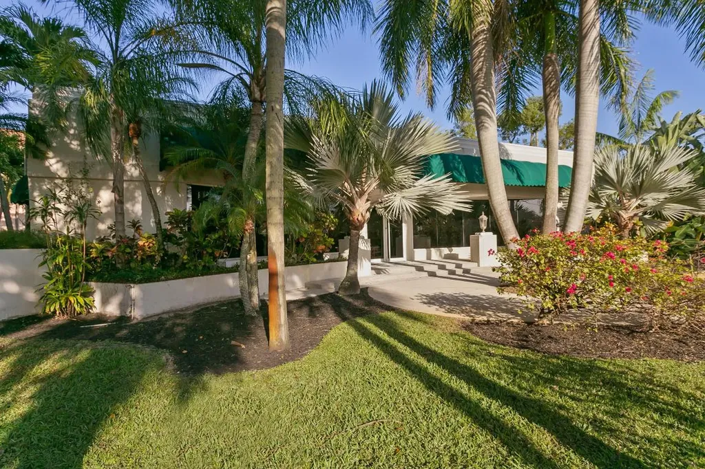 5910 NW 2nd Avenue Boca Raton FL 33487