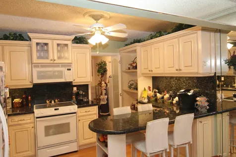 9403 Southampton Place Boca Raton FL 33434