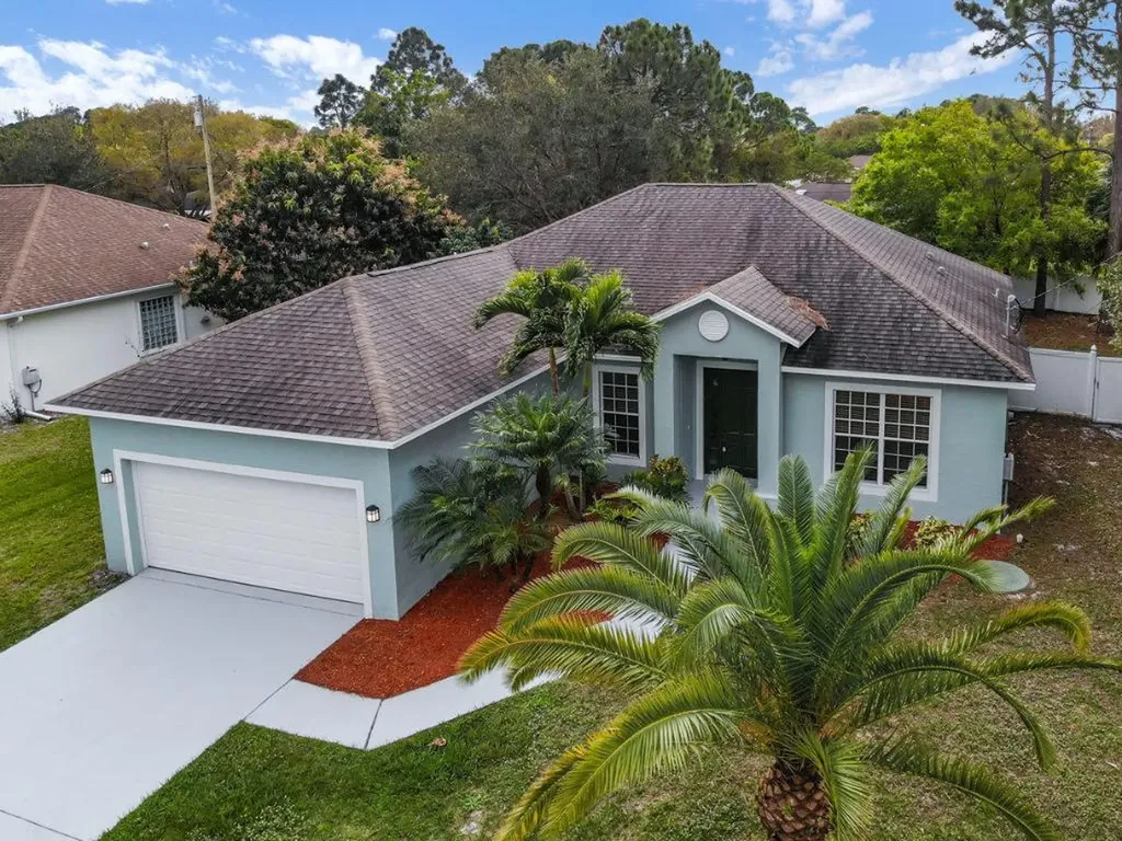 1498 SW Dimperio Avenue Port St Lucie FL 34953