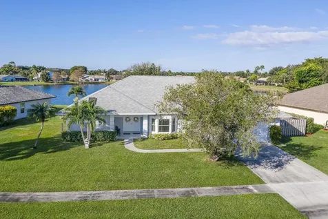 7391 Hazelwood Circle Lake Worth FL 33467