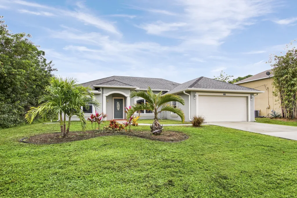 218 SW Chelsea Terrace Port St Lucie FL 34984