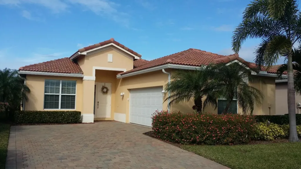 4285 NW Oakbrook Circle Jensen Beach FL 34957