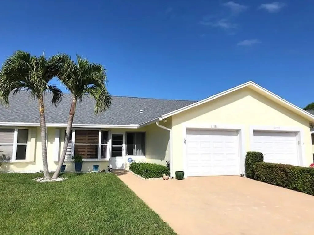11181 SE Sea Pines Circle Hobe Sound FL 33455