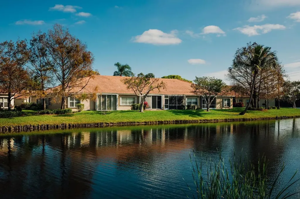 2644 Crabapple Circle Boynton Beach FL 33436