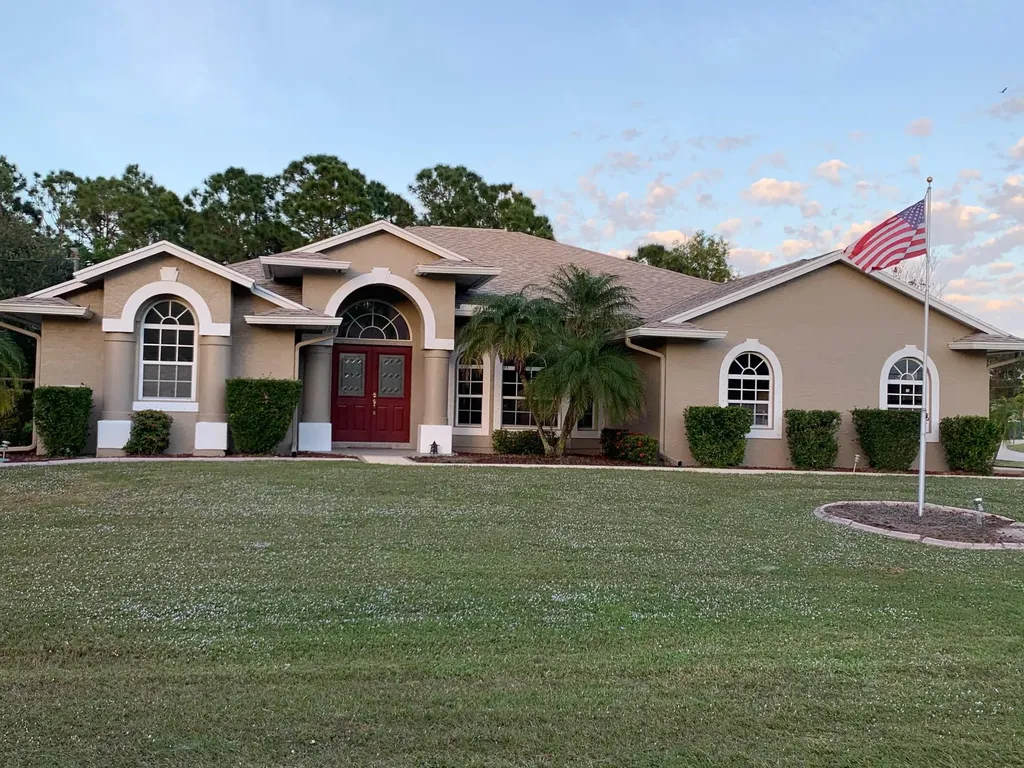 5546 NW Scepter Drive Port St Lucie FL 34983