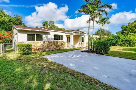 1221 NE 131st Street North Miami FL 33161