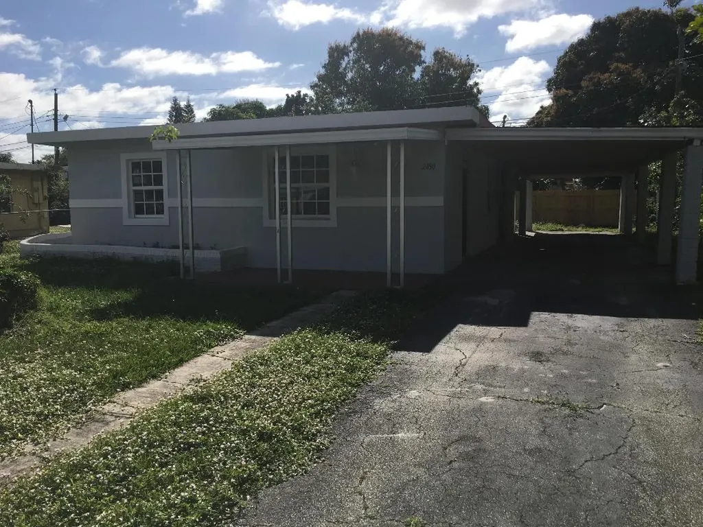 2450 NW 8th Street Pompano Beach FL 33069