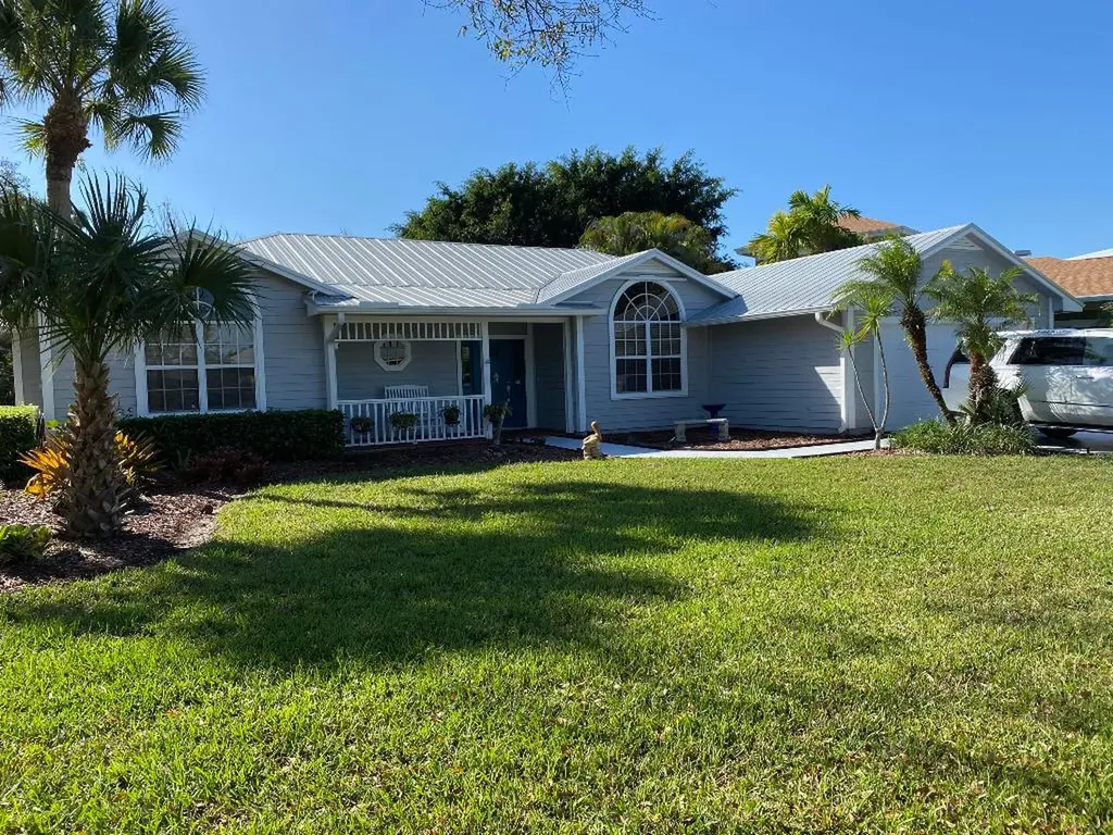 1910 SW Oakwater Point Palm City FL 34990