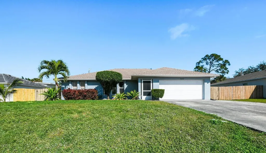 1373 SW Bellevue Avenue Port St Lucie FL 34953