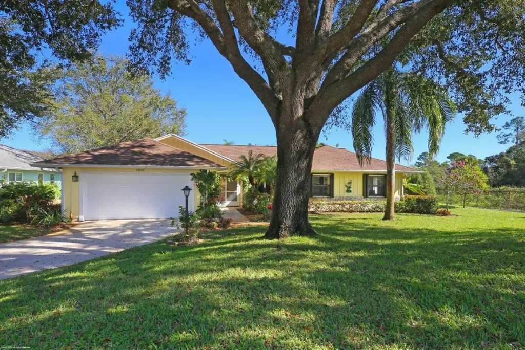 13199 SE Spyglass Court Hobe Sound FL 33455