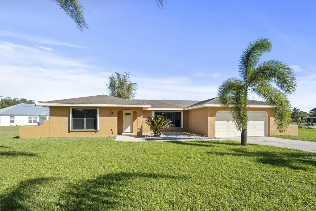 301 SE Strait Avenue Port St Lucie FL 34983