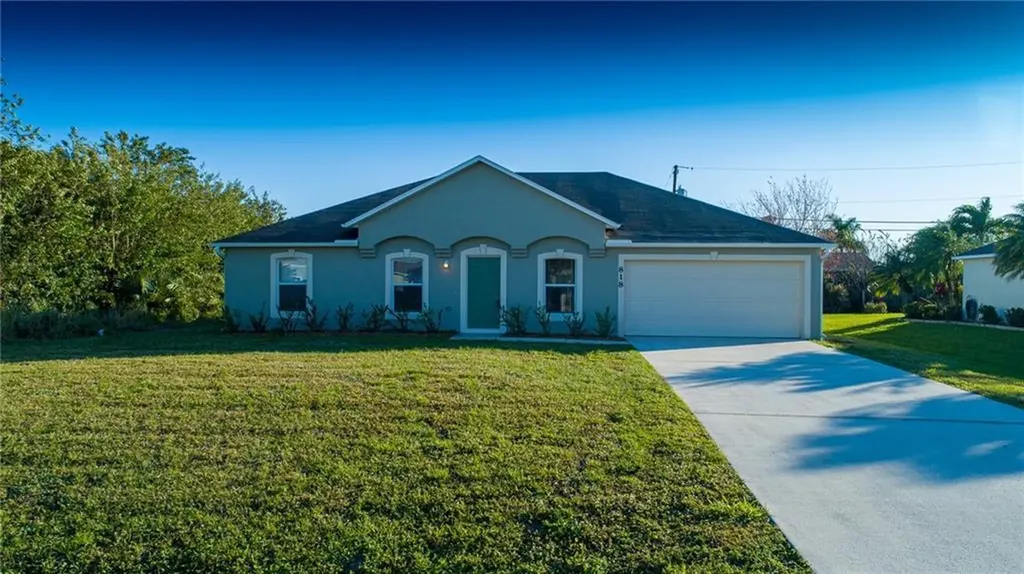818 SW Haas Avenue Port St Lucie FL 34953