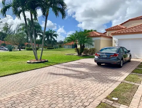 8069 Clear Shores Circle Delray Beach FL 33446