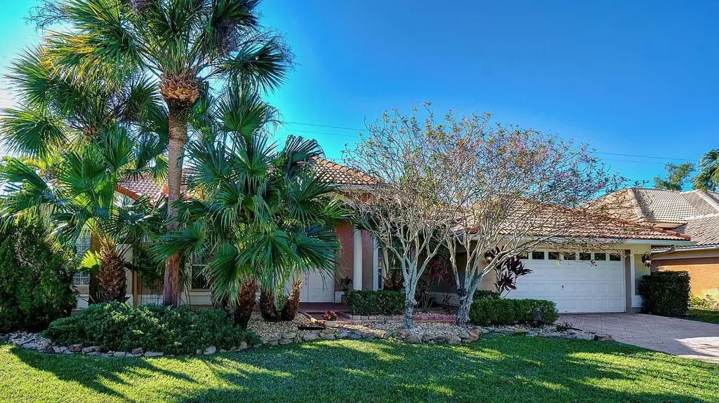 19268 Cloister Lake Lane Boca Raton FL 33498