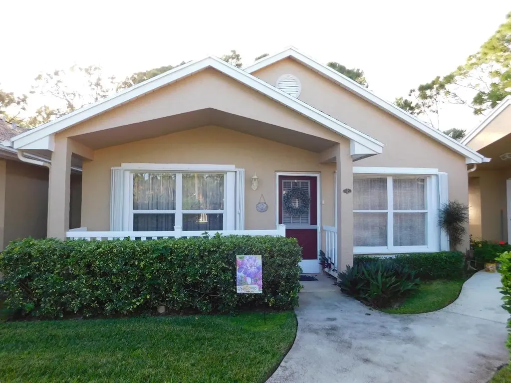 645 NW San Remo Circle Port St Lucie FL 34986