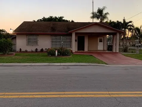 530 Barack Obama Boulevard Pahokee FL 33476