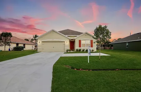 2317 SW Lejune Street Port St Lucie FL 34953