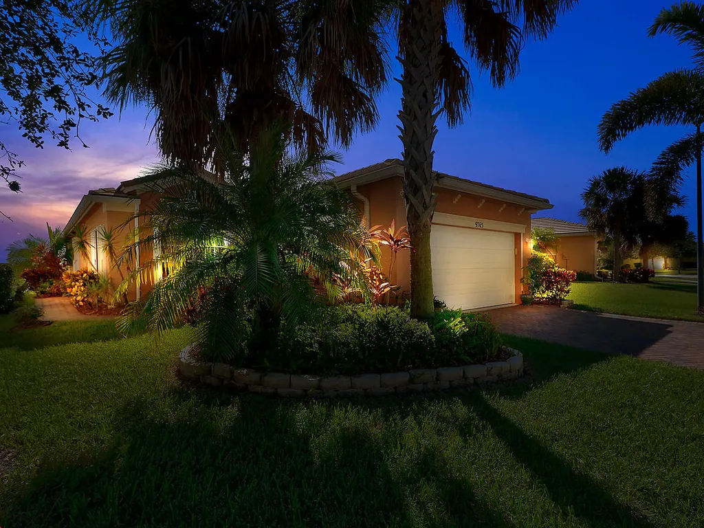 9765 SW Eastbrook Circle Port St Lucie FL 34987