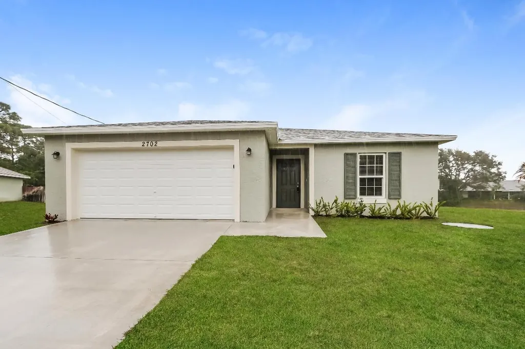 2702 SW Tolley Court Port St Lucie FL 34953