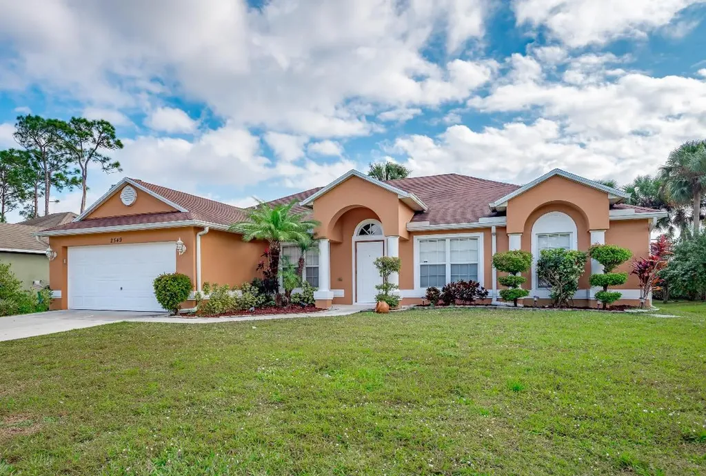 2549 SW Savona Boulevard Port St Lucie FL 34953