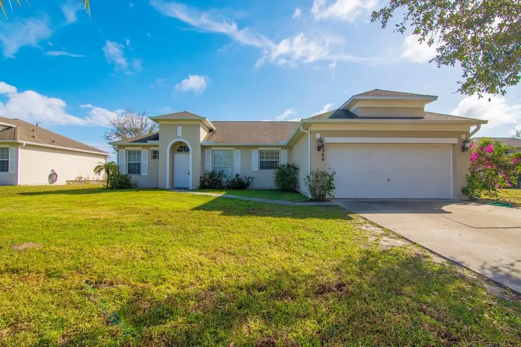 8366 105th Court Vero Beach FL 32967