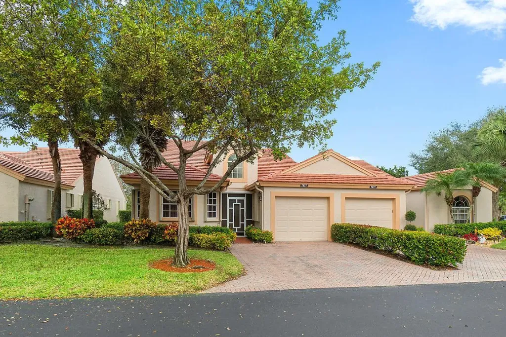 7877 Lake Sands Drive Delray Beach FL 33446