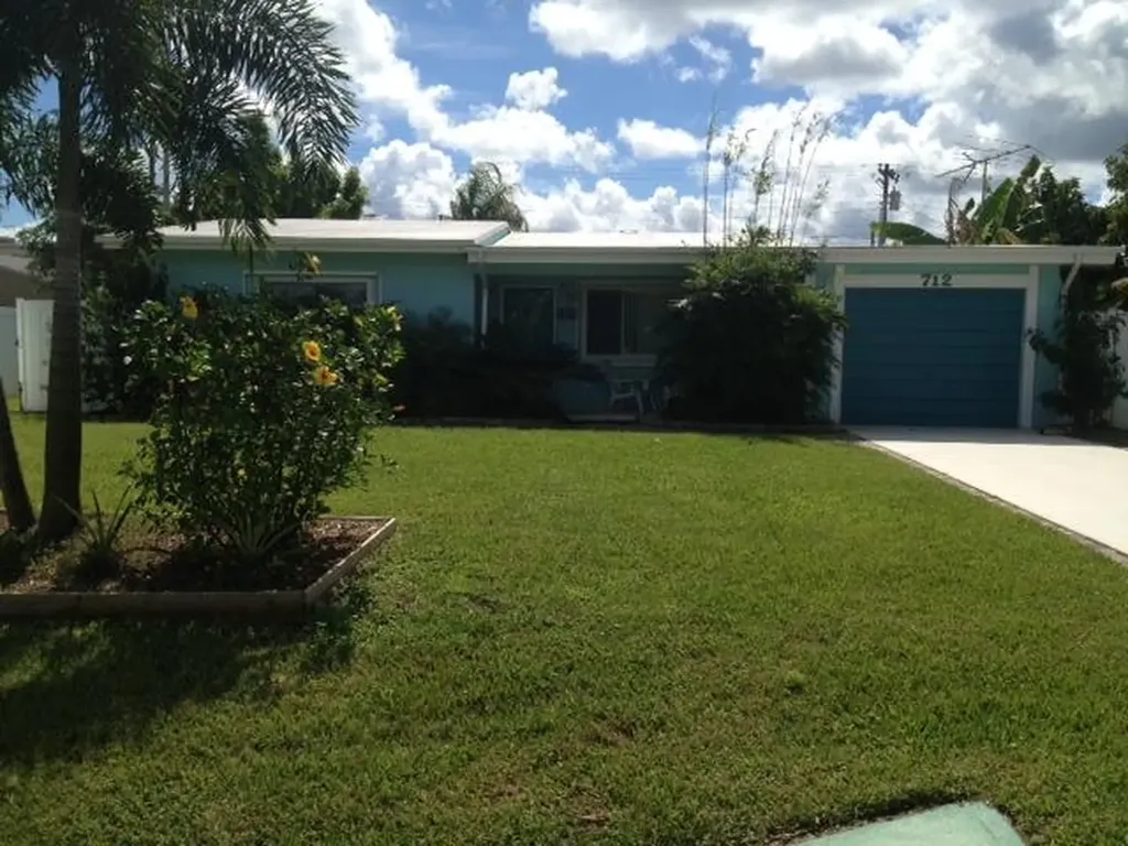 712 NE Camino Street Port St Lucie FL 34952