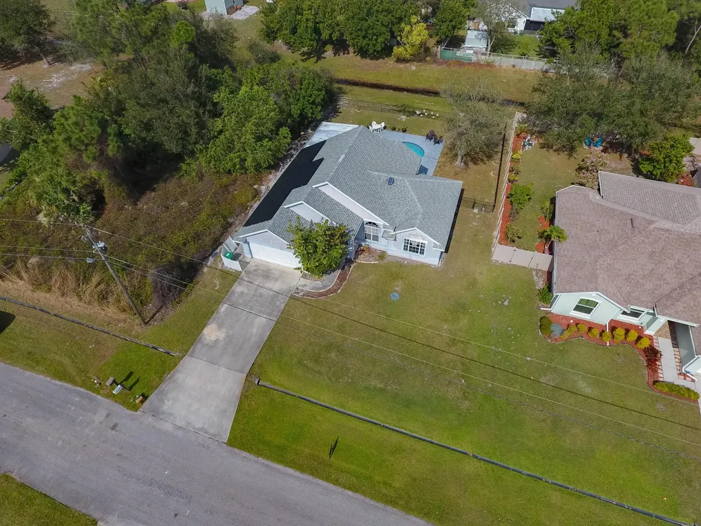 2321 SE Calcutta Circle Port St Lucie FL 34952