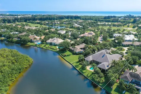 533 White Pelican Circle Vero Beach FL 32963