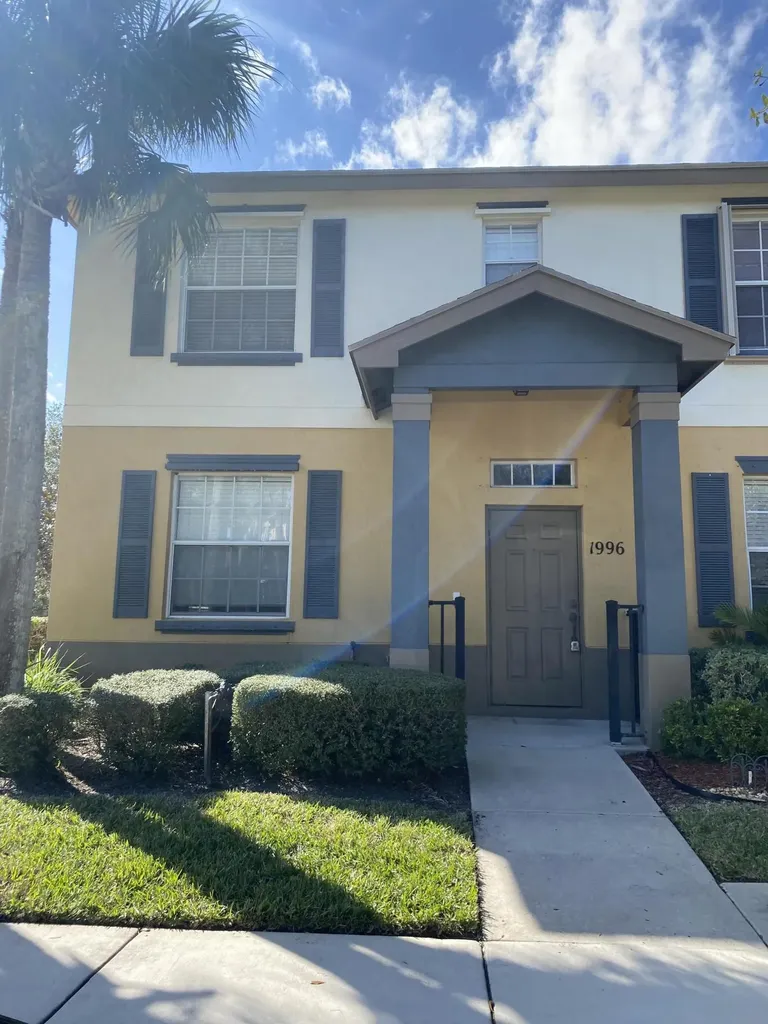 1996 SE High Springs Drive Port St Lucie FL 34952