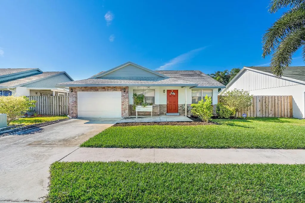 158 Wandering Trail Jupiter FL 33458