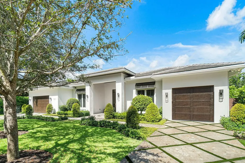 1061 Banyan Road Boca Raton FL 33432