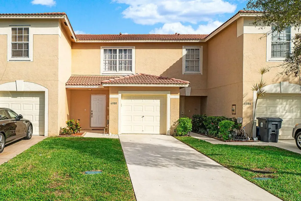 6880 Mill Brook Place Lake Worth FL 33463